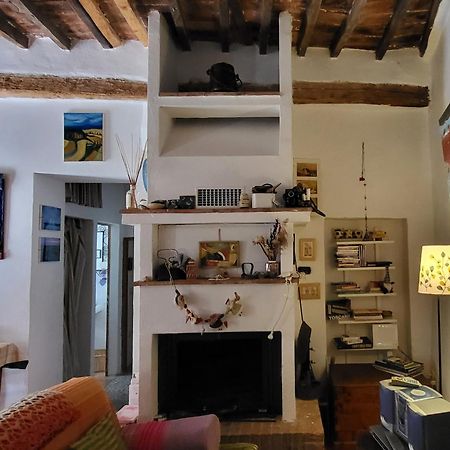 La Casa Di Dina Lägenhet Castelmuzio Exteriör bild